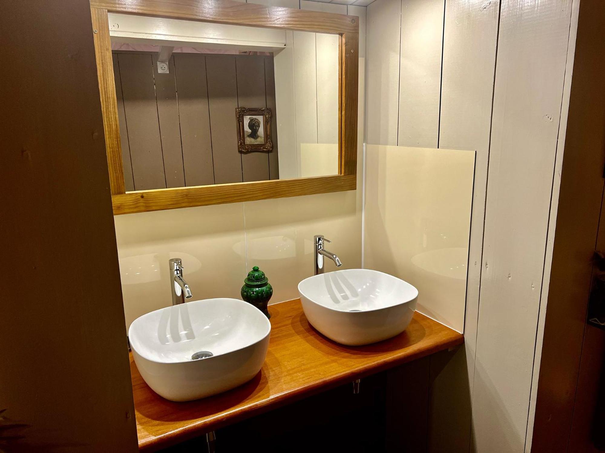 Chambre D'Hotes Le Sucrier Goyave Room photo