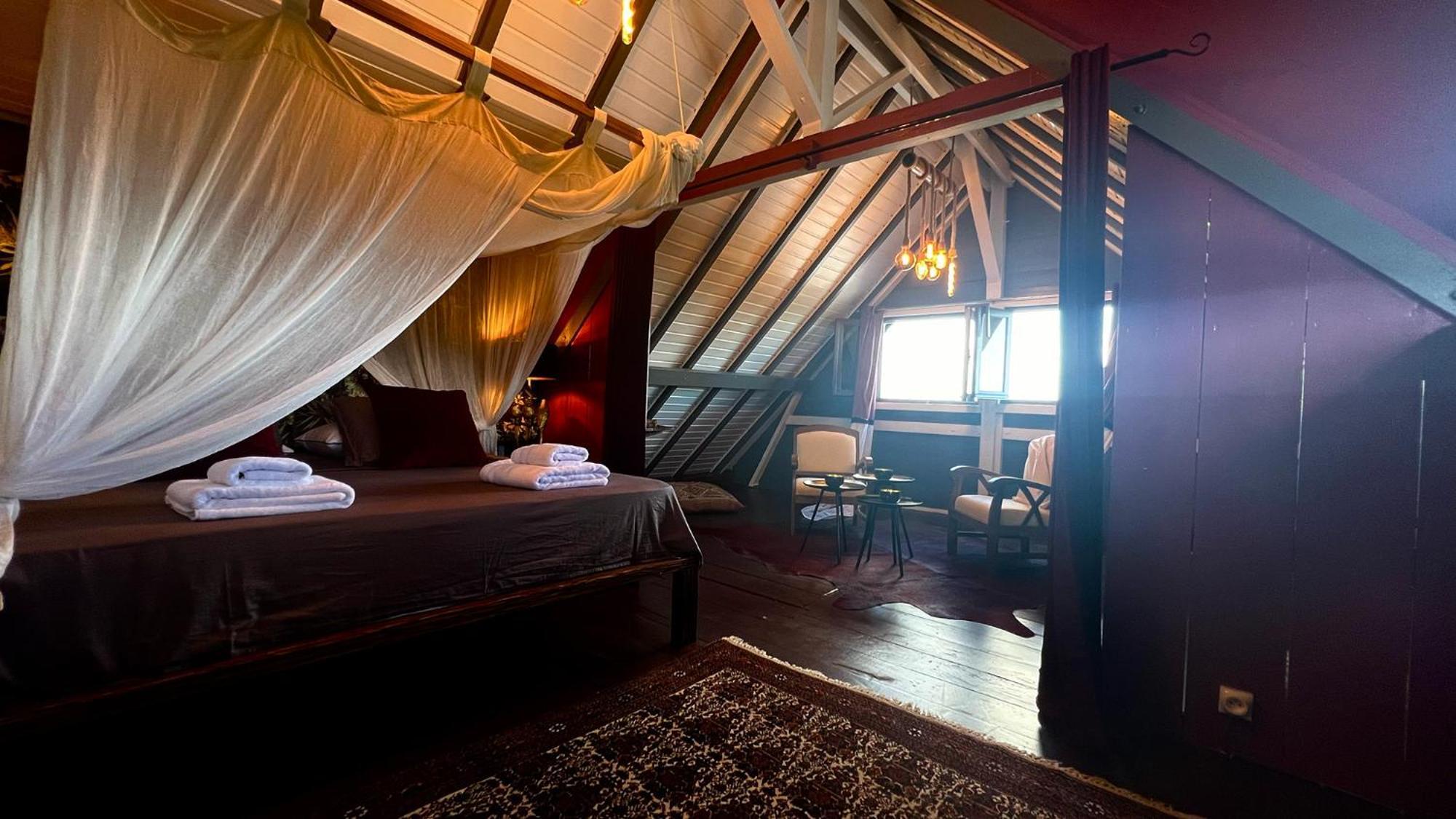 Chambre D'Hotes Le Sucrier Goyave Room photo